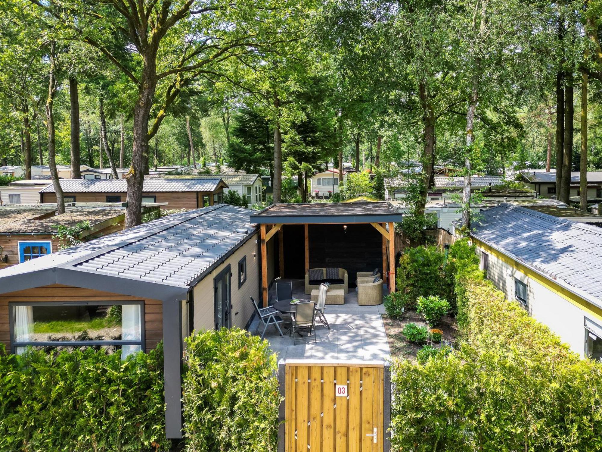 Veluwe Hoenderloo Luxury Chalet With Private Sauna And Hot Tub - Swimming Pool Tennis Court Supermarket Bowling Alley Theatre And Entertainment For Children Exterior foto